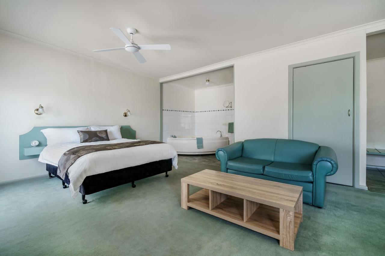 Motel Valley 4*